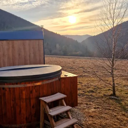 Chatki Niedzwiadka Beskid Niski-2 Domki Na Wylacznosc