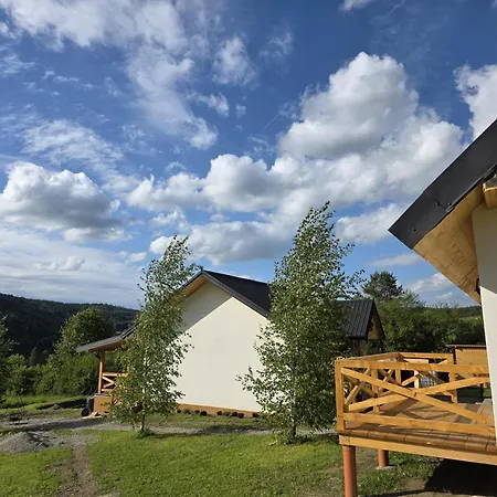 Chatki Niedzwiadka Beskid Niski-kompleks Dwoch Domkow Na Odludziu Parco vacanze