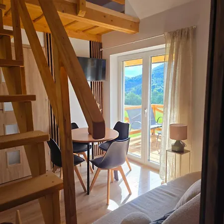 Parco vacanze Chatki Niedzwiadka Beskid Niski-kompleks Dwoch Domkow Na Odludziu Uscie Gorlickie